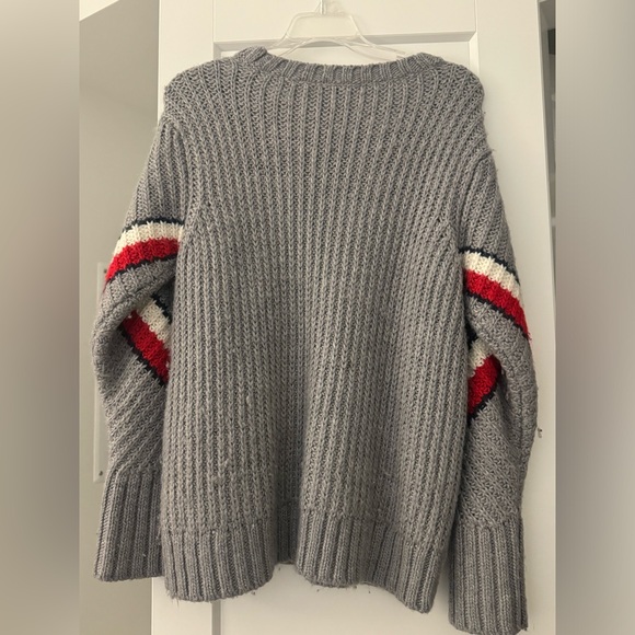 Peggy Sweater - Picture 2 of 3